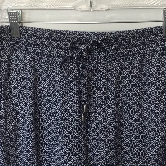 Faded Glory drawstring pants. - Picture 2 of 4